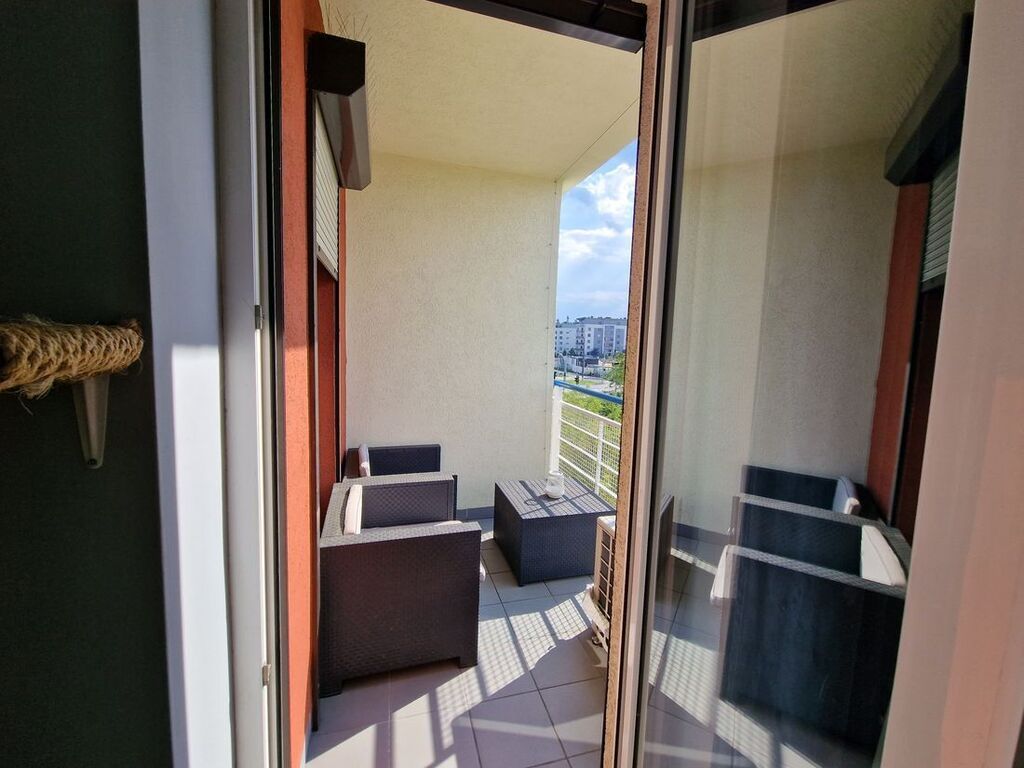 2 pokoje z loggią i klimatyzacją blisko Żurawiniec