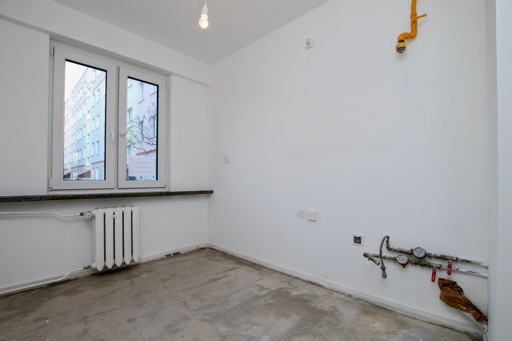 przestronne, stan deweloperski, balkon, 4 pokoje