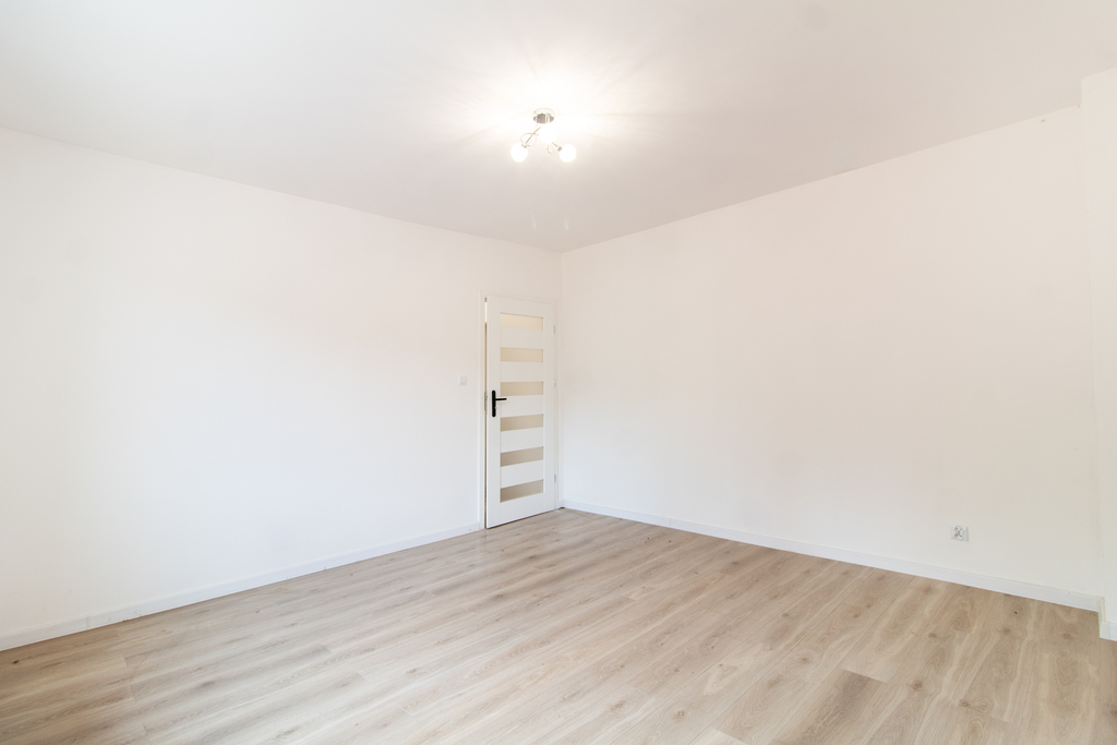 Mieszkanie z ogródkiem i garażem!