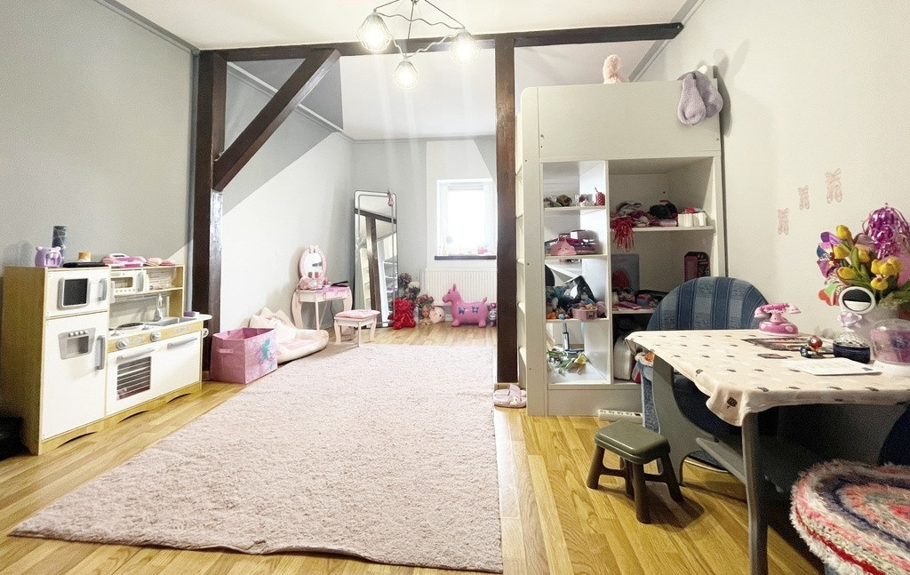 Duże mieszkanie w Kamienicy z loggią