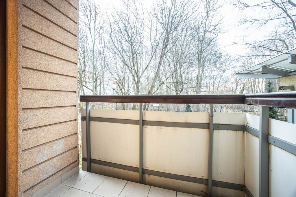 Karolewska: 2 pokoje + balkon = Twój nowy start!