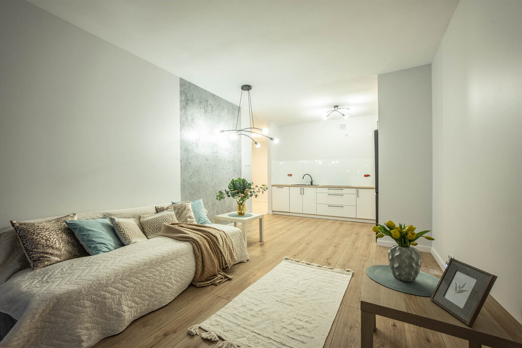 Karolewska: 2 pokoje + balkon = Twój nowy start!