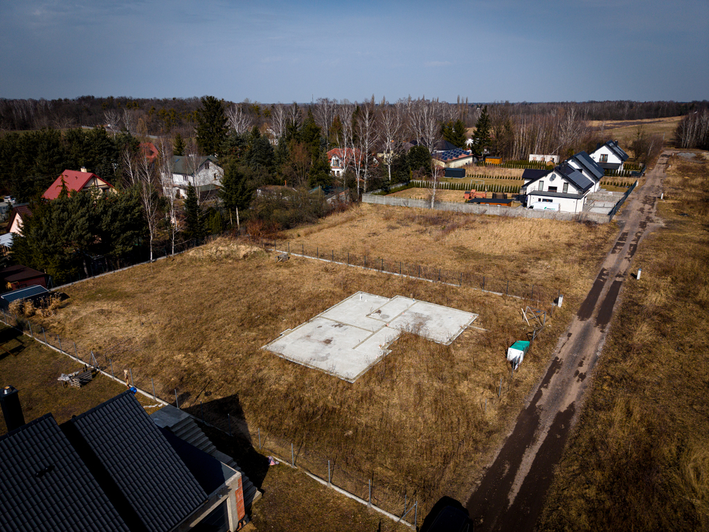Buduj od razu! 1607 m² + pozwolenie — Łódź