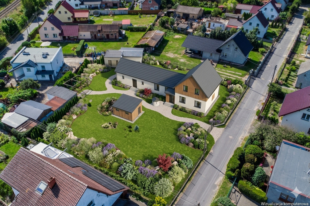 Działka 1518 m² z domem – przestrzeń dla rodziny