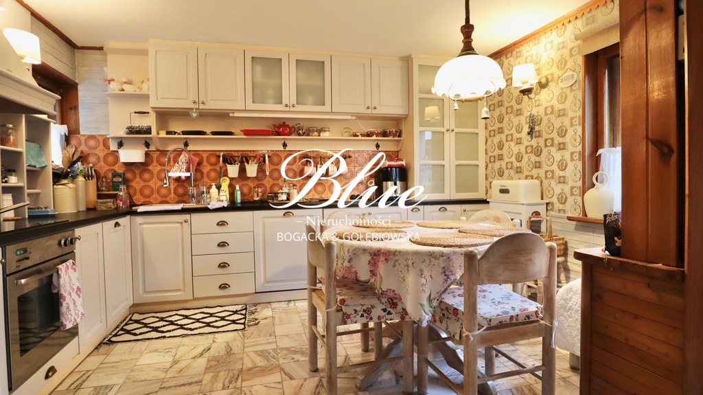 Bliźniak z charakterem 5 pokoi, kominek, ogród