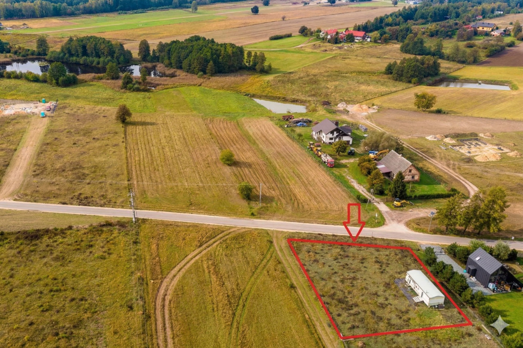 Uzbrojona działka 1091 m² + domek holenderski