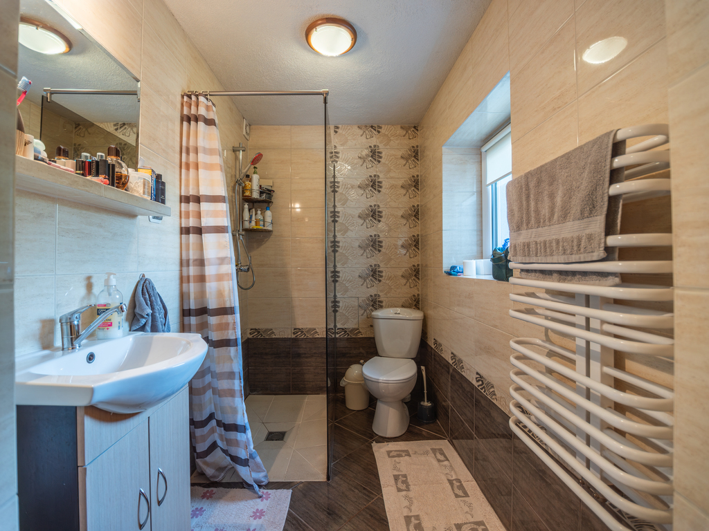 Ekonomiczny dom na przedmieściach Krosna | 120 m²
