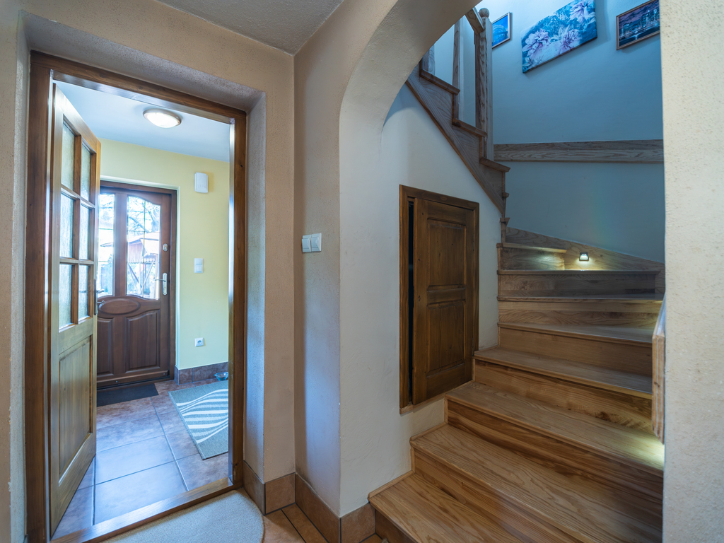 Ekonomiczny dom na przedmieściach Krosna | 120 m²