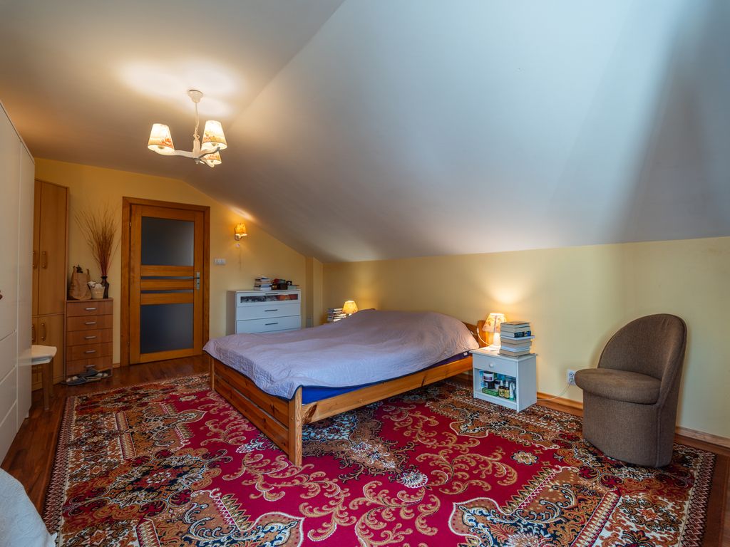 Ekonomiczny dom na przedmieściach Krosna | 120 m²