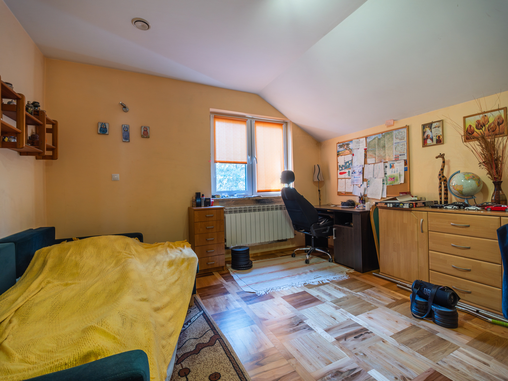 Ekonomiczny dom na przedmieściach Krosna | 120 m²
