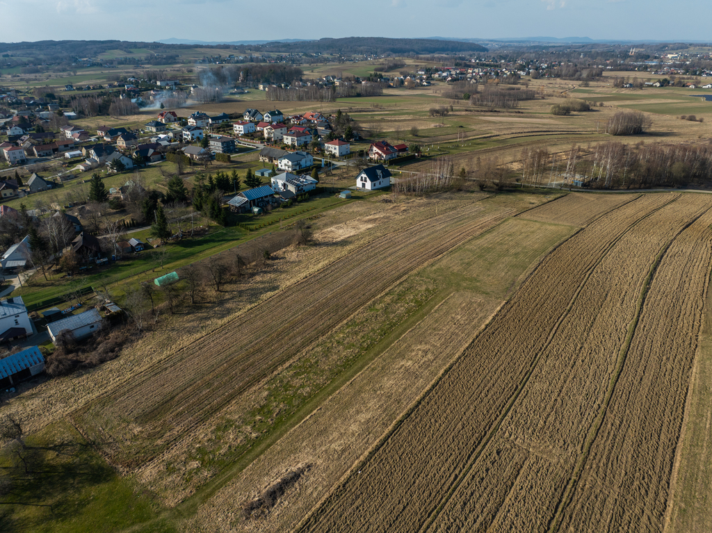 Na sprzedaż atrakcyjne działki budowlane – Długie
