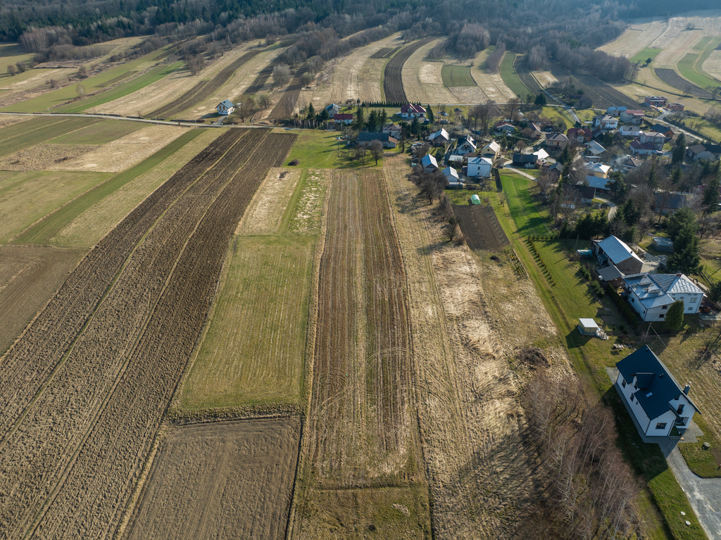 Na sprzedaż atrakcyjne działki budowlane – Długie