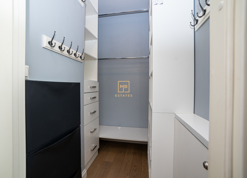 Eleganckie, umeblowane mieszkanie 58 m² z balkonem