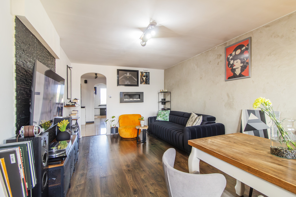 Klimatyczne 2 pok. mieszkanie na ul. Batorego