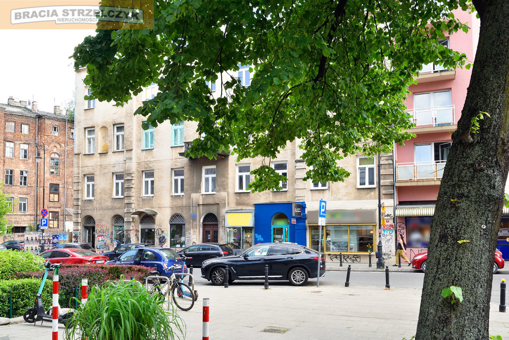 Śródmieście, 3 pokoje z kuchnią w kamienicy