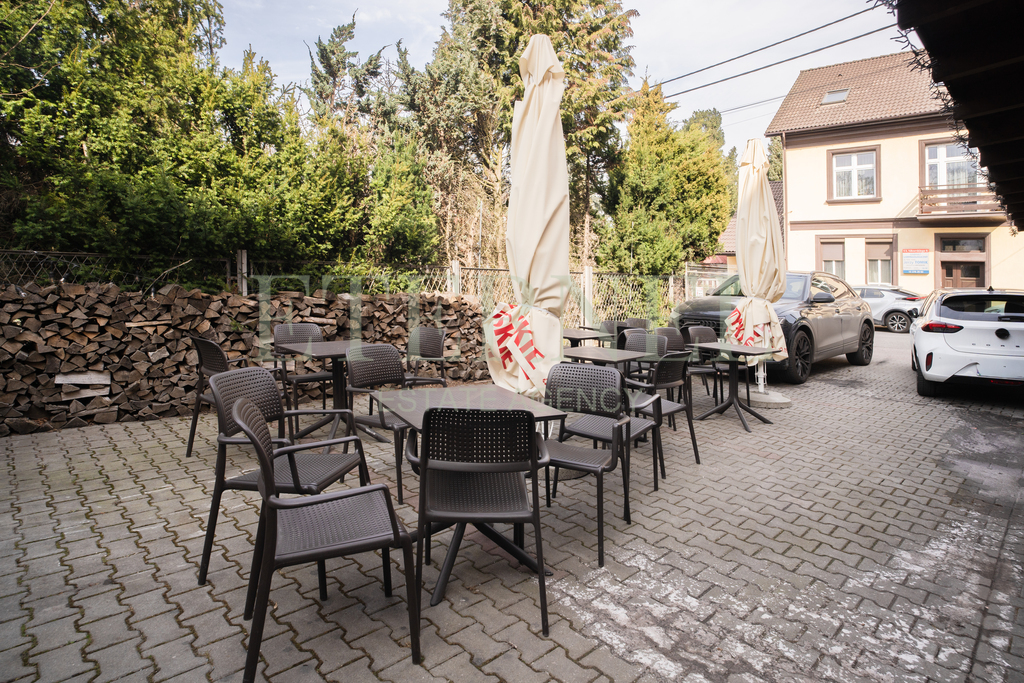 Pizzeria Piwniczka na sprzedaż w centrum Skawiny