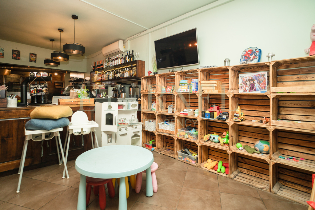 Pizzeria Piwniczka na sprzedaż w centrum Skawiny