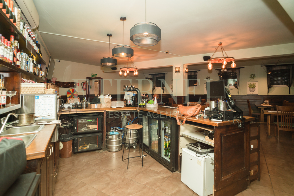 Pizzeria Piwniczka na sprzedaż w centrum Skawiny