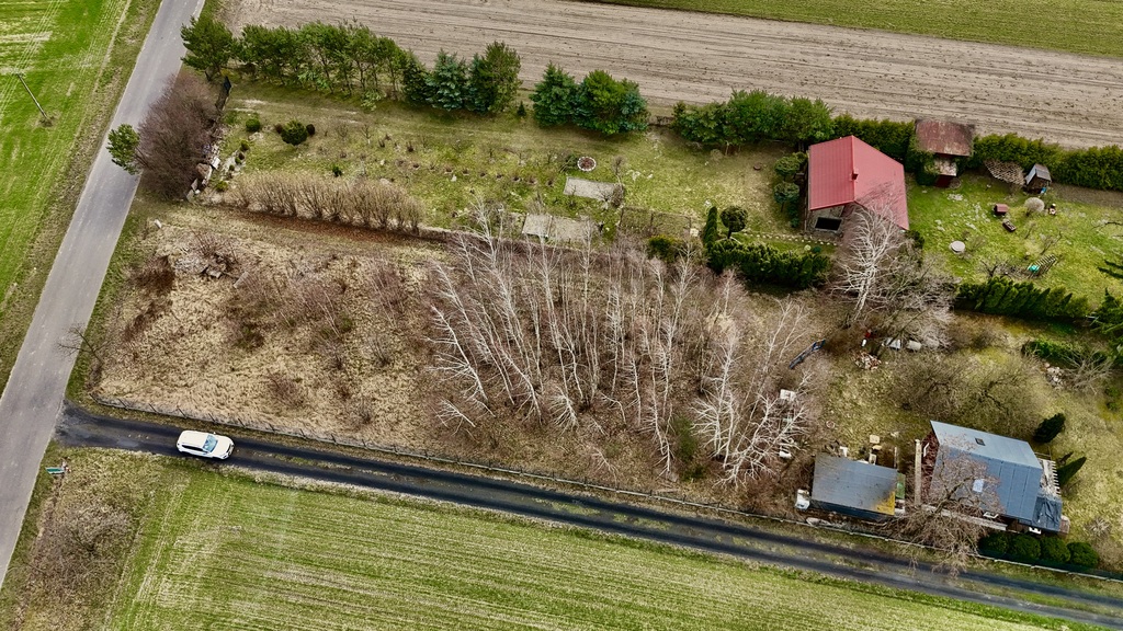 Działka 2345m2: Tu nawet Twój pies poczuje luz!