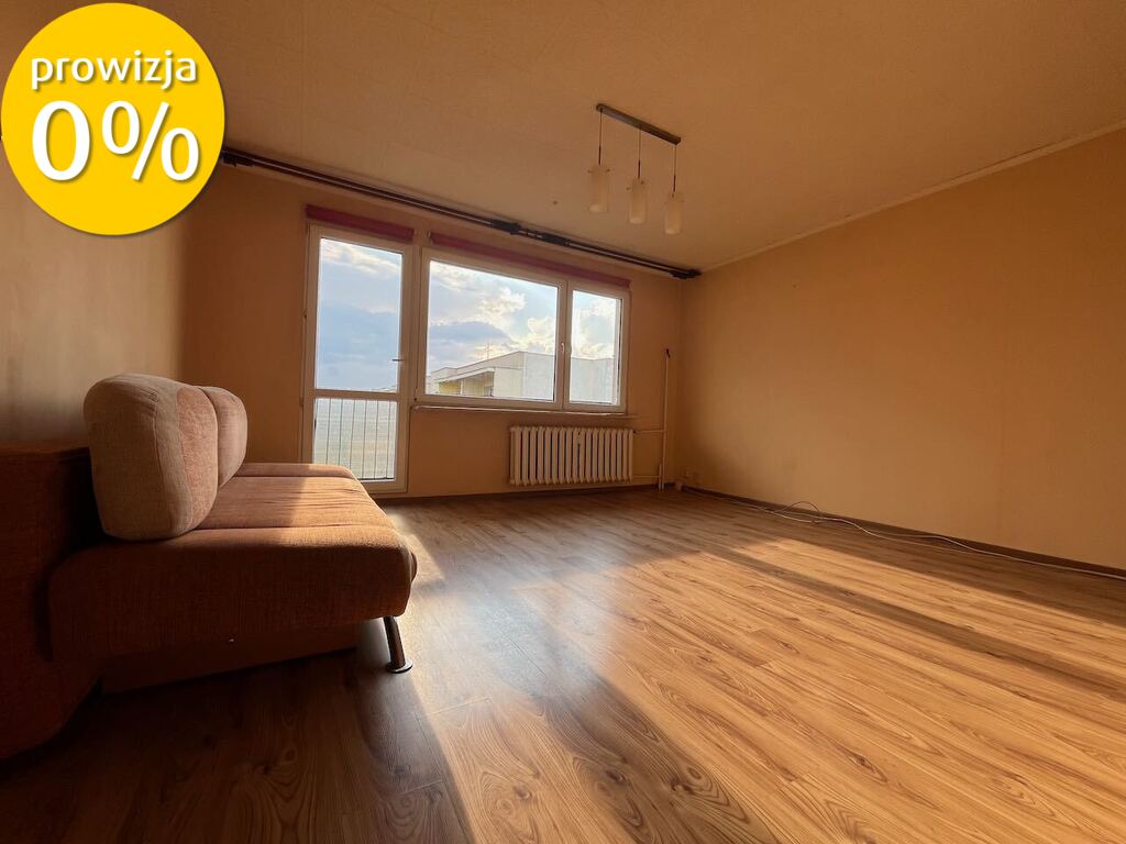 widna kuchnia, loggia 3m2, piwnica 4m2. Wsch-Zach