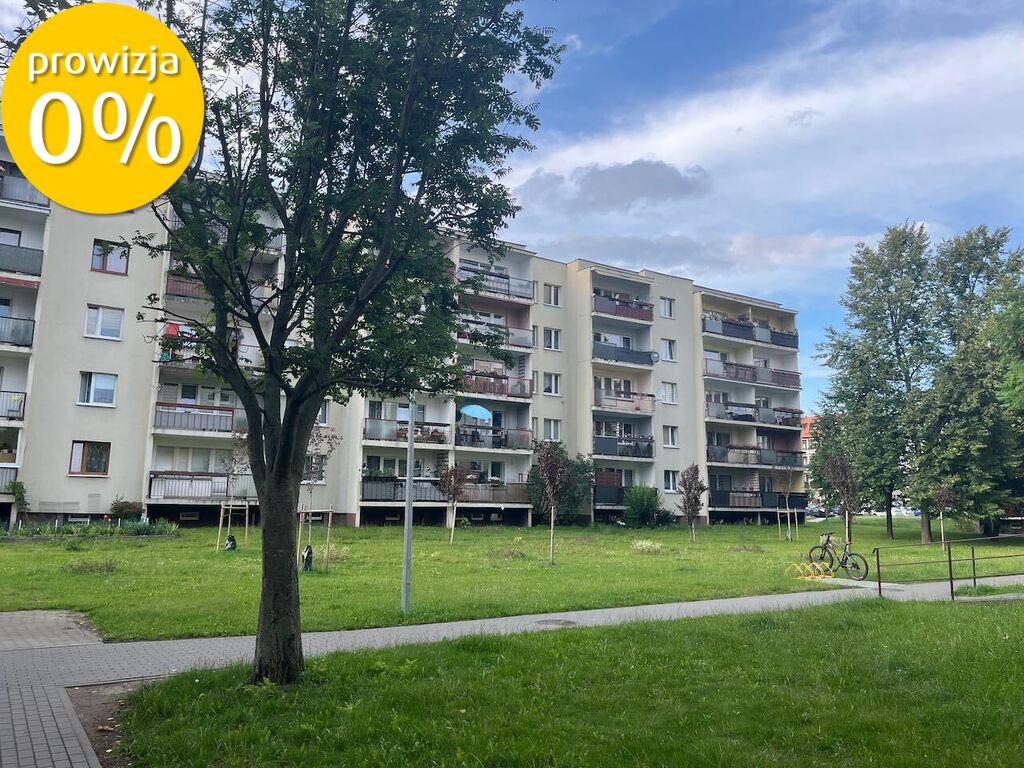 widna kuchnia, loggia 3m2, piwnica 4m2. Wsch-Zach