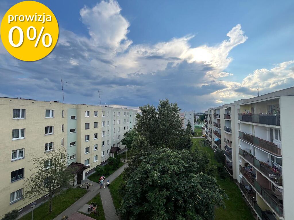 widna kuchnia, loggia 3m2, piwnica 4m2. Wsch-Zach