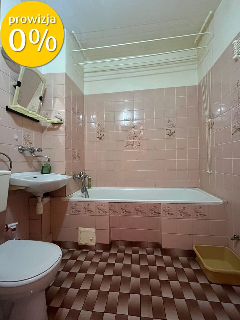 widna kuchnia, loggia 3m2, piwnica 4m2. Wsch-Zach