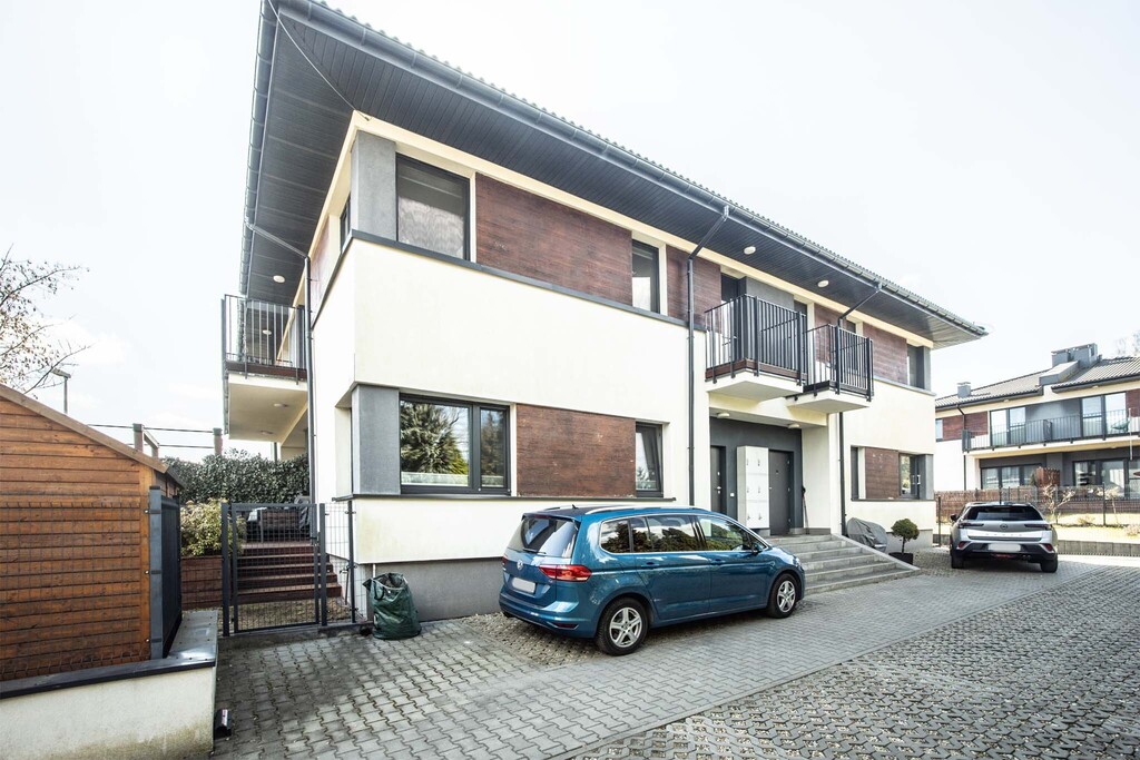 Dwupoziomowy dom przy Rudzkiej Górze