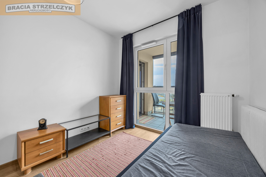 2 pokoje Rondo Wiatraczna Apartamentowiec