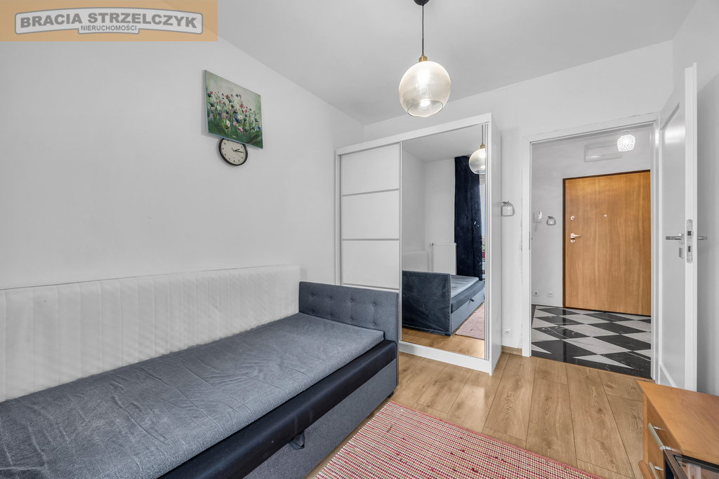 2 pokoje Rondo Wiatraczna Apartamentowiec