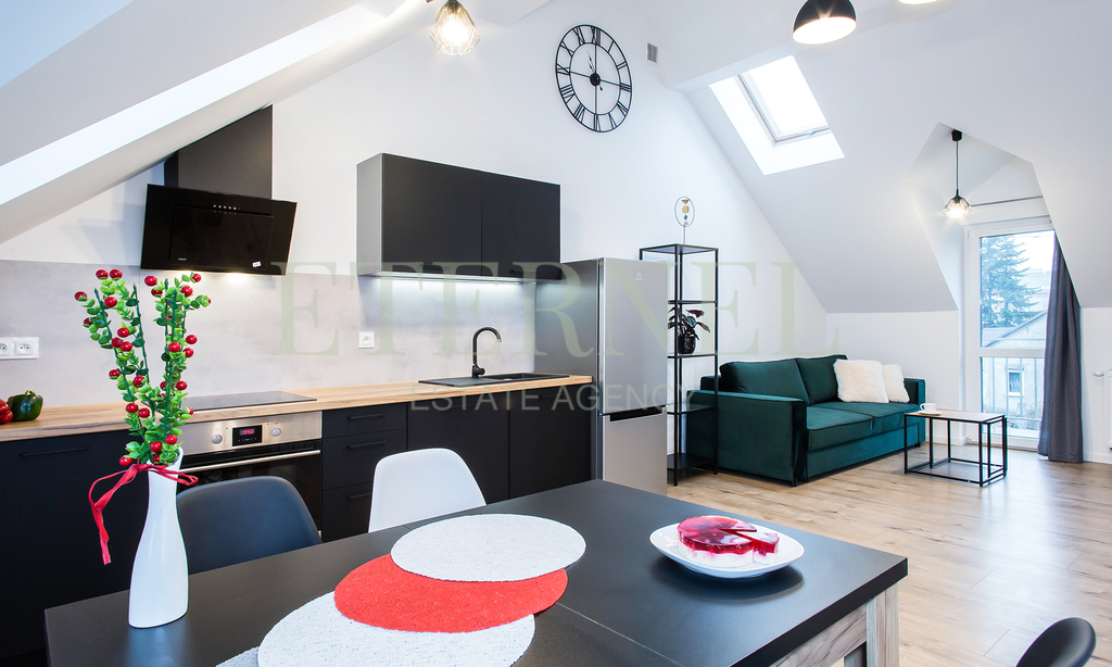 3-pokojowe mieszkanie z balkonem i parkingiem