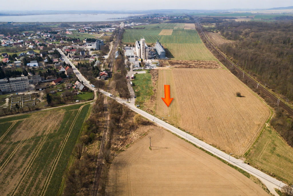 Działka z potencjałem logistycznym, aż 5856 m².