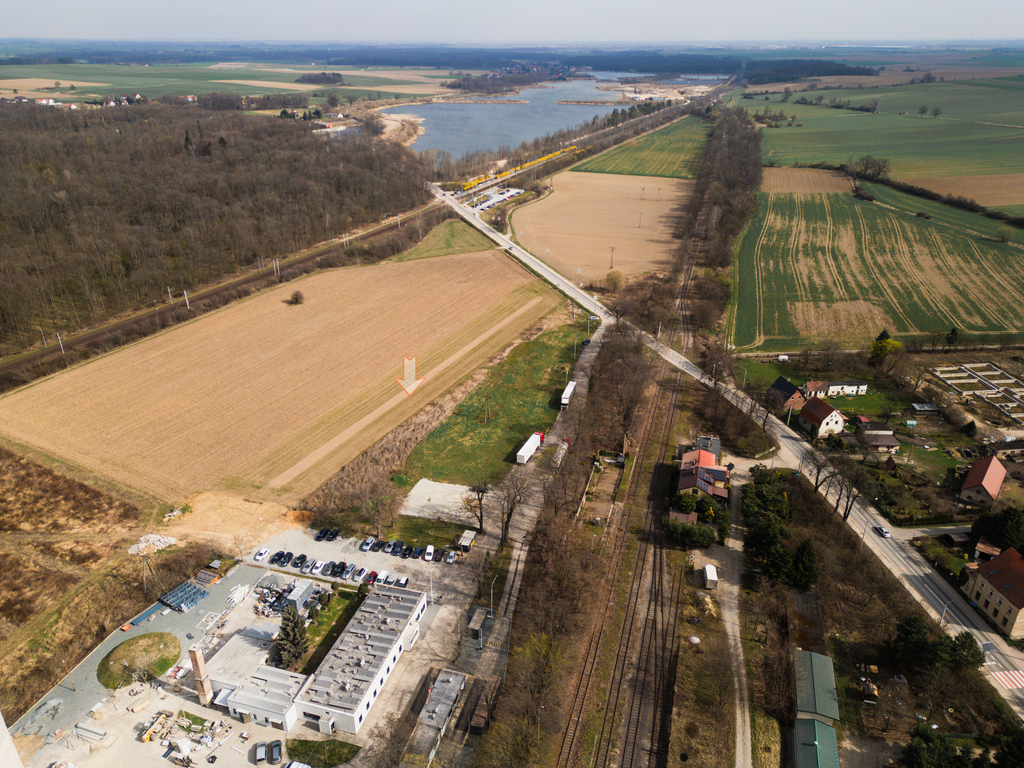 Działka z potencjałem logistycznym, aż 5856 m².