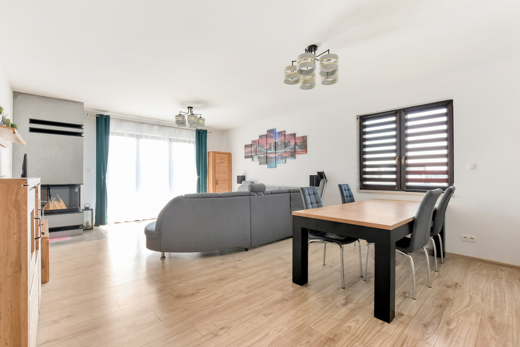 HIT! Nowoczesny dom 255 m² blisko lasu!