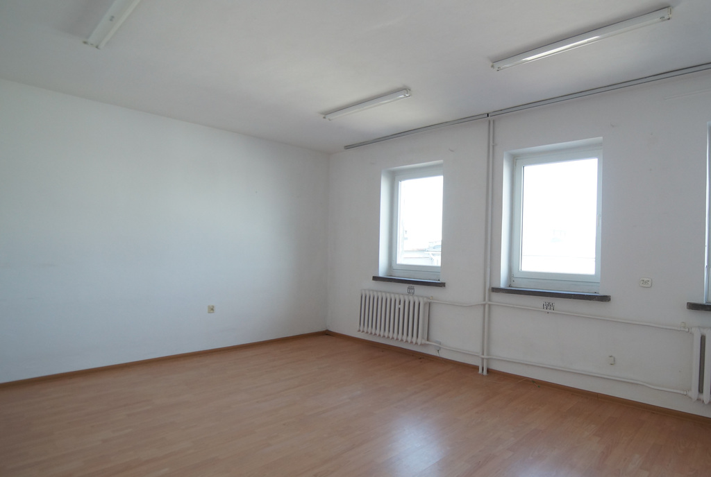 Na sprzedaż budynek biurowy pow. 540 m2 w Opolu