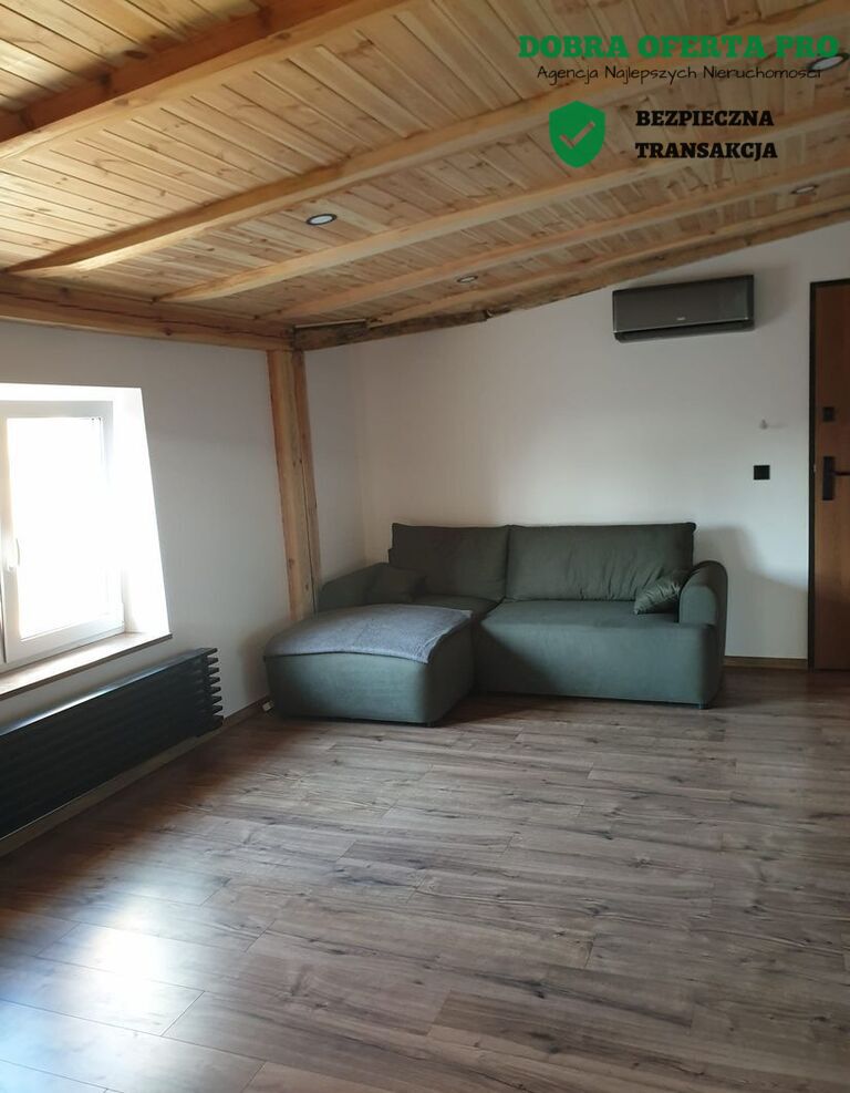 Świeżo wyremontowane, ostatnie piętro