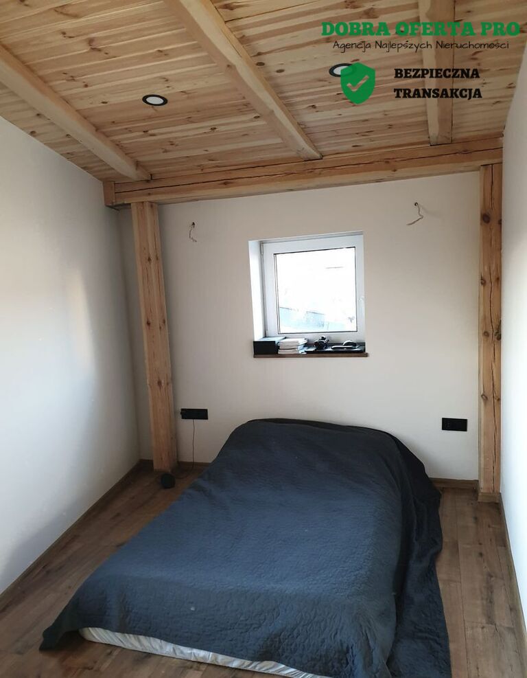 Świeżo wyremontowane, ostatnie piętro