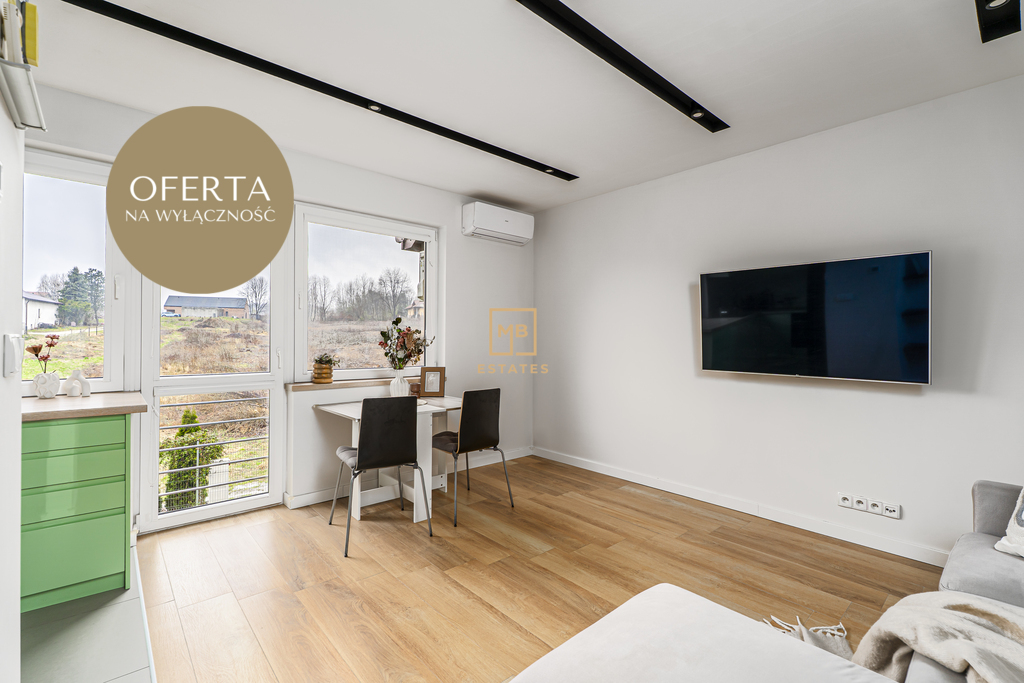 Nowoczesne trzypiętrowe mieszkanie | balkon