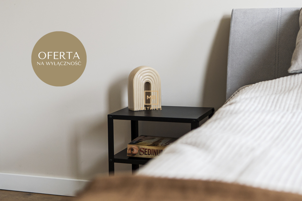 Nowoczesne trzypiętrowe mieszkanie | balkon