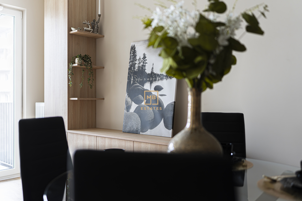 Apartament premium z garderobą – blisko Rynku