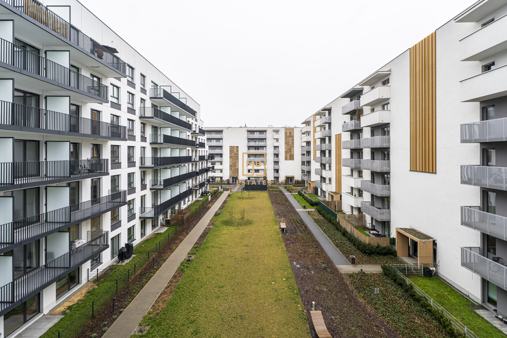 Apartament premium z garderobą – blisko Rynku