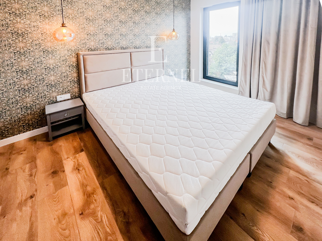 Luksusowy apartament z siłownią i kinem w centrum
