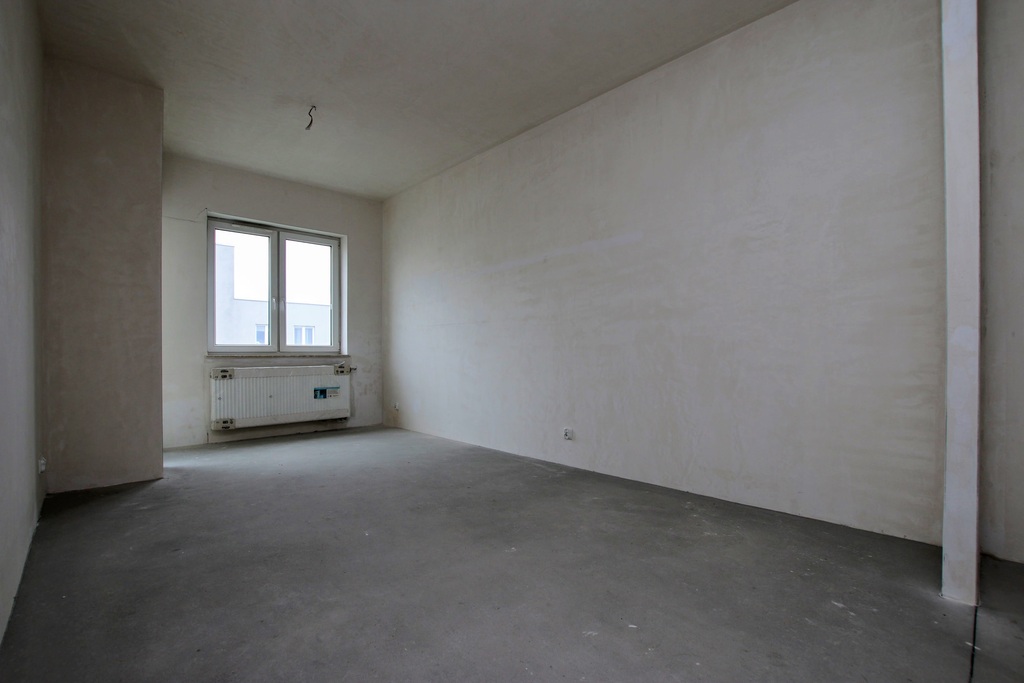 ostatnie piętro, stan deweloperski, balkon