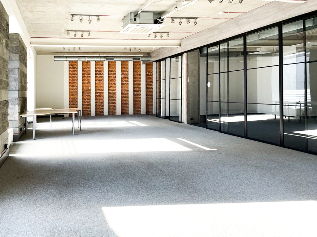 Powierzchnia biurowo-usługowa 230m2 + piwnice 600m