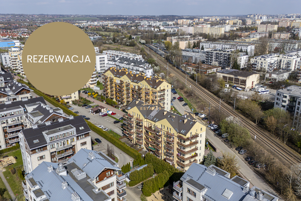 REZERWACJA Przestronne mieszkanie z ogródkiem
