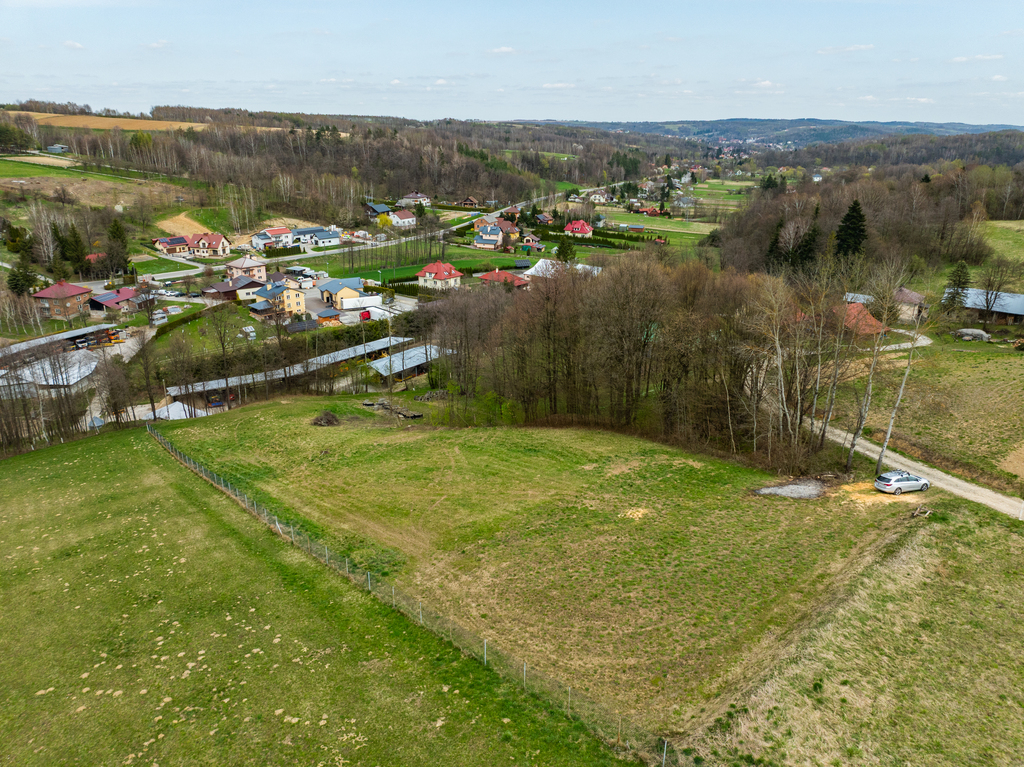 Działka budowlana na sprzedaż – 3687 m² | Białka
