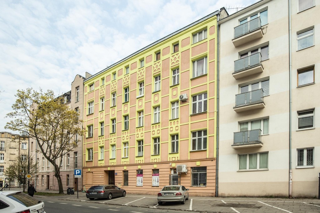Lokal z witryną w pięknej kamienicy!