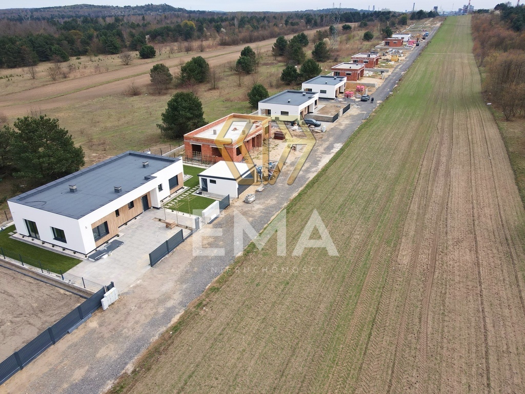 Dom przy lesie w Częstochowie – Mirów
