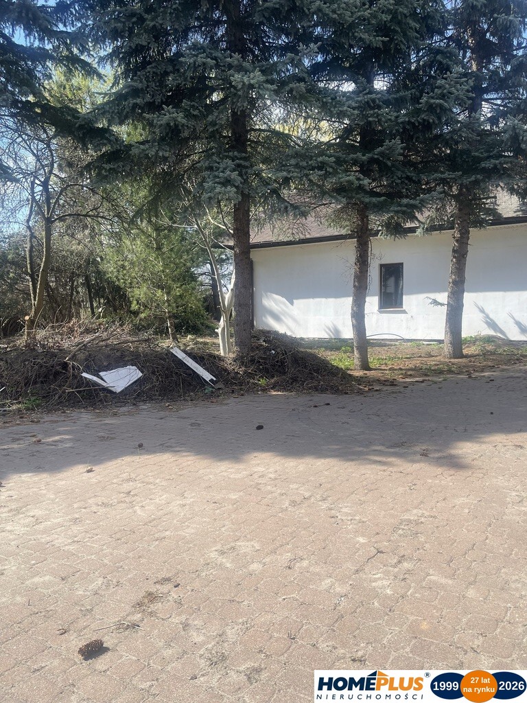 Dom do remontu z garażem i dużą działką