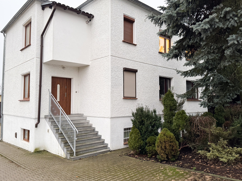 Atrakcyjna działka inwestycyjna + dom, T. Podgórne